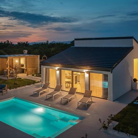 Bandelli Villas Oklaj Exterior photo