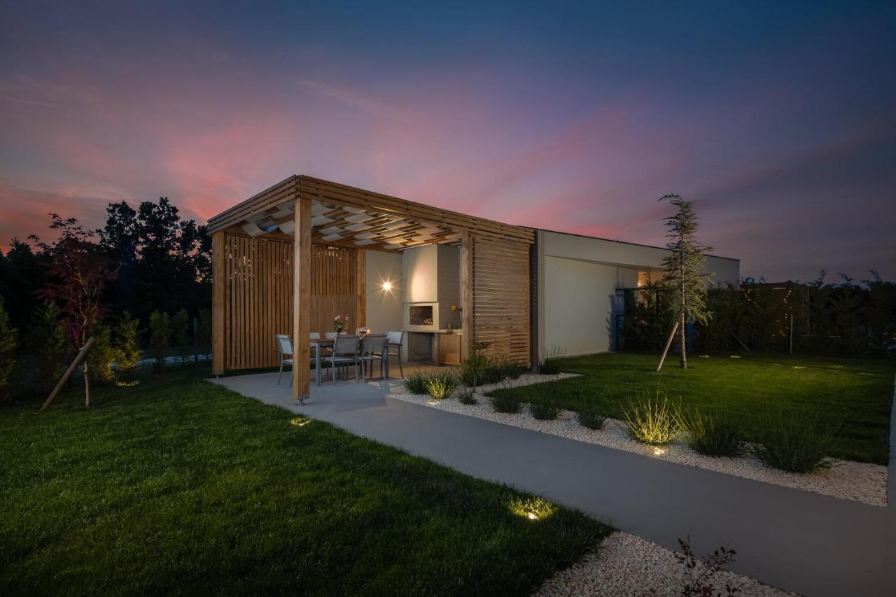 Bandelli Villas Oklaj Exterior photo